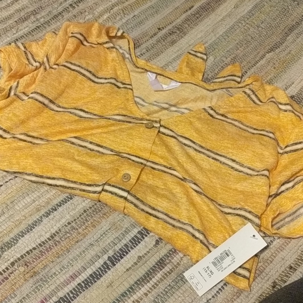 Women's stripe tie up shirt